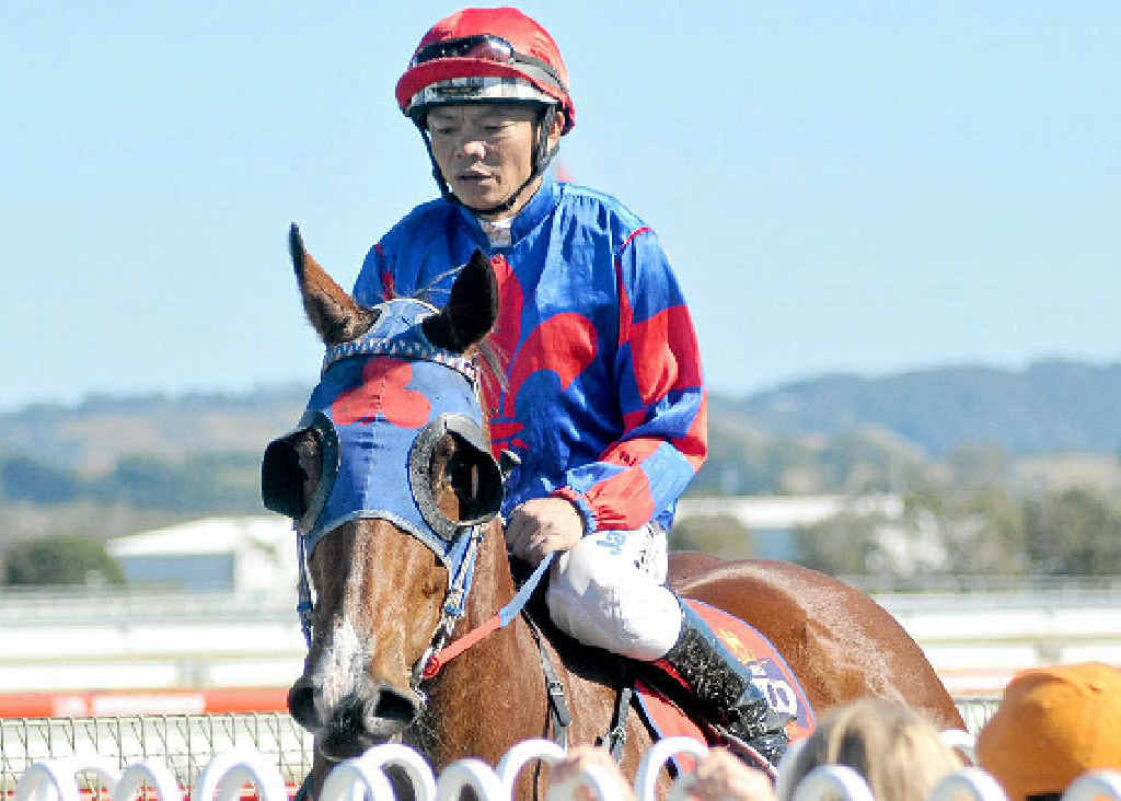 WINNING TOUCH: Jockey Marlon Dolendo, who has been through ups and downs over the last few years, will be hoping to secure more success at Lismore today. WINNING TOUCH: Jockey Marlon Dolendo, who has been through ups and downs over the last few years, will be hoping to secure more success at Lismore today.